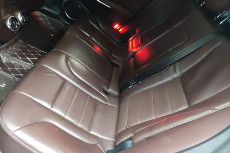 Used Wey VV7 2017 2.0T Flagship Model Left Rear Seat