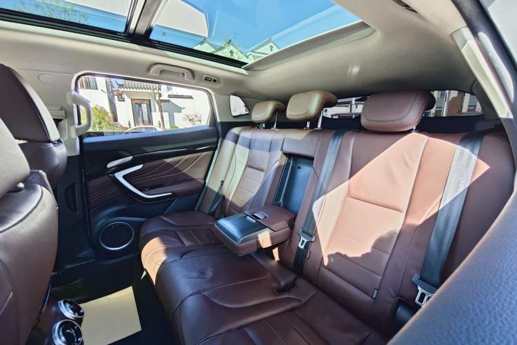 Used Wey VV7 2017 2.0T Flagship Model Left Rear Seat