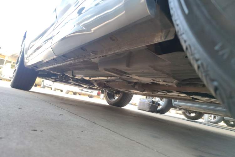 Used Wey VV7 2017 2.0T Flagship Model Left Side Sill