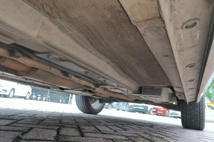 Used Wey VV7 2017 2.0T Flagship Model Left Side Sill