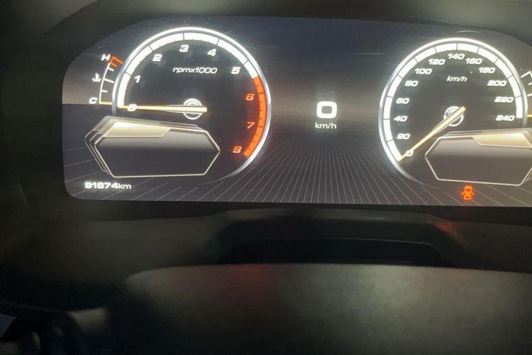 Used Wey VV7 2017 2.0T Ultra-Luxury Version Odometer Close Up