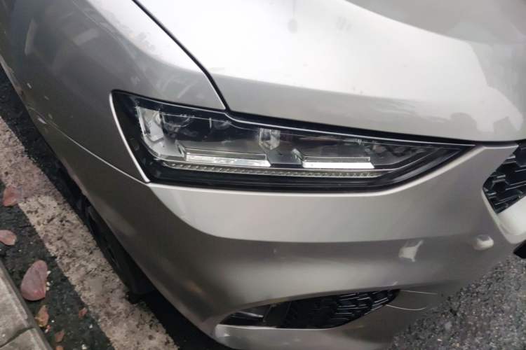Used Wey VV7 2017 2.0T Flagship Model Right Front Headlight
