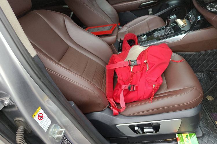 Used Wey VV7 2017 2.0T Flagship Model Right Front Seat