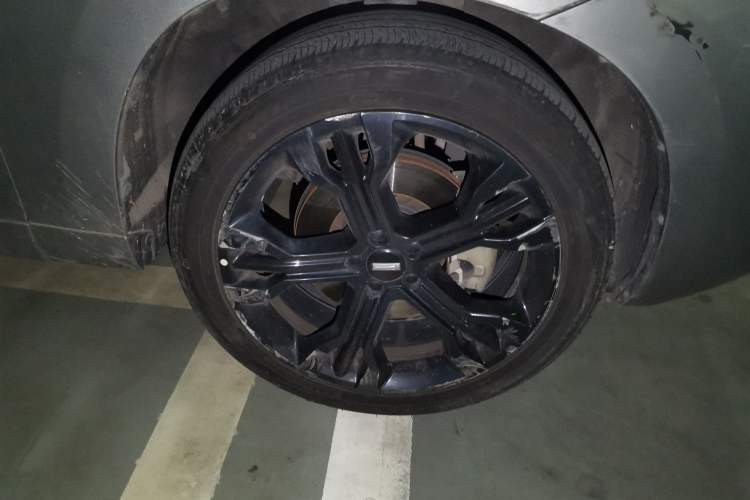 Used Wey VV7 2017 2.0T Flagship Model Right Front Wheel Hub