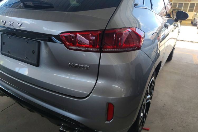 Used Wey VV7 2017 2.0T Flagship Model Right Rear Taillight