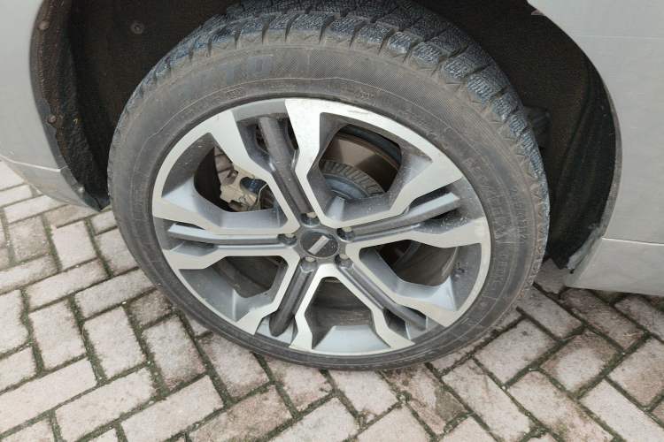 Used Wey VV7 2017 2.0T Flagship Model Right Rear Wheel Hub