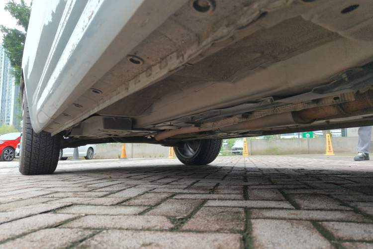 Used Wey VV7 2017 2.0T Flagship Model Right Side Sill