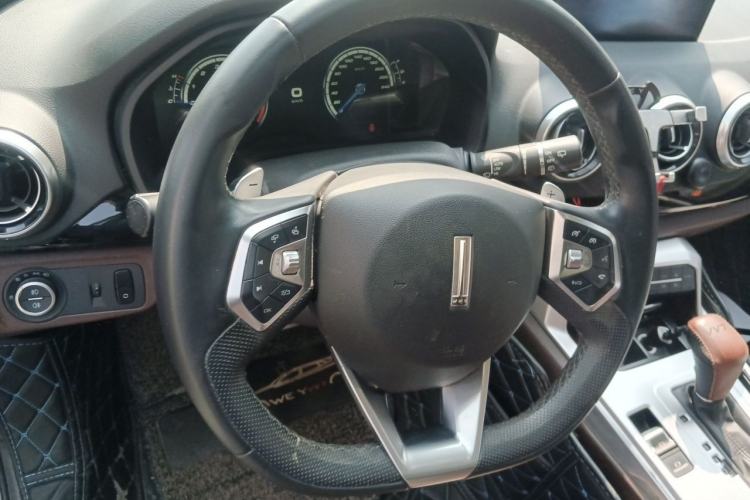 Used Wey VV7 2017 2.0T Flagship Model Steering Wheel