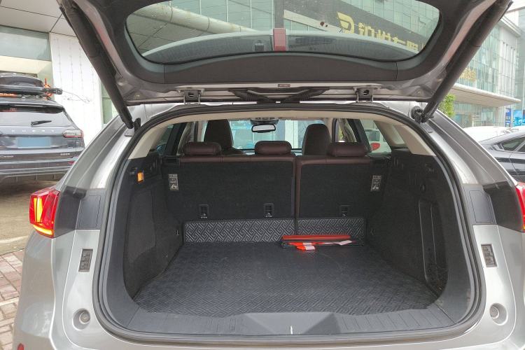 Used Wey VV7 2017 2.0T Flagship Model Trunk