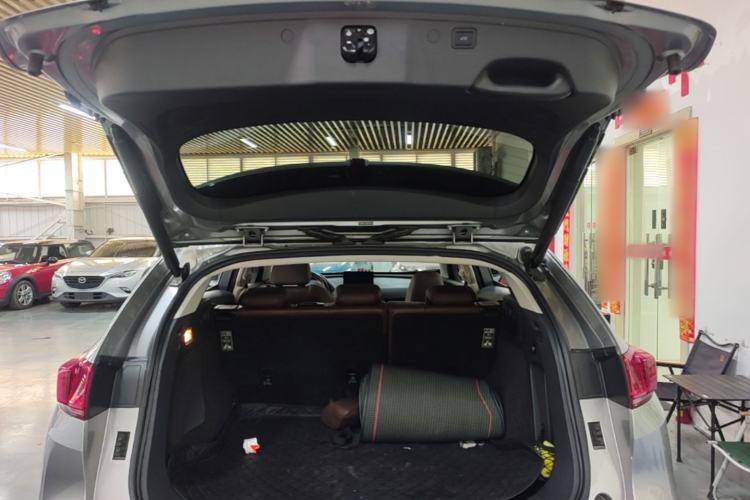 Used Wey VV7 2017 2.0T Flagship Model Trunk