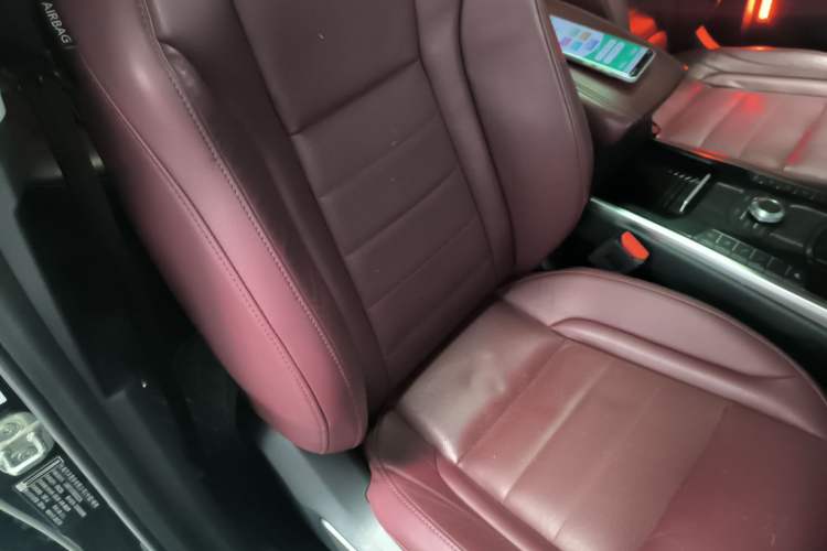 Used Wey VV7 2017 2.0T Flagship Model Right Front Seat