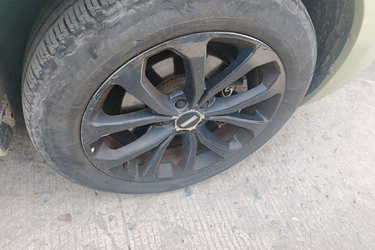 Used Wey VV7 2017 2.0T Ultra-Luxury Version Right Front Wheel Hub