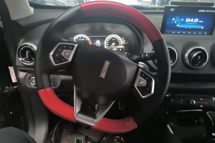 Used Wey VV7 2017 2.0T Flagship Model Steering Wheel