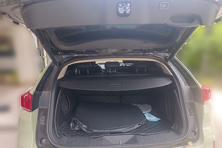 Used Wey VV7 2017 2.0T Ultra-Luxury Version Trunk