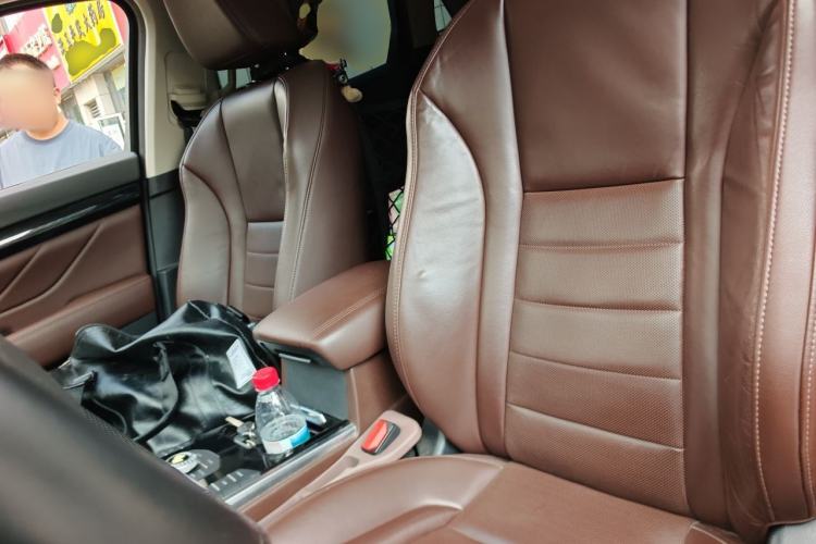 Used Wey VV7 2017 2.0T Flagship Model Left Front Seat
