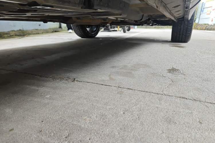 Used Wey VV7 2017 2.0T Flagship Model Chassis Rear Right