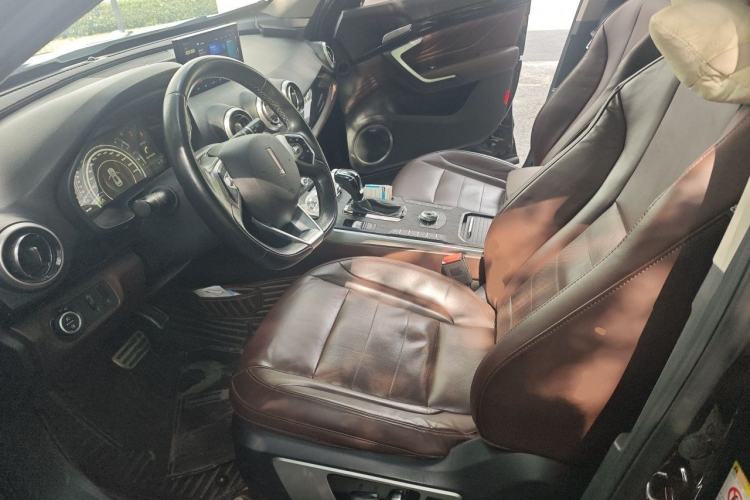 Used Wey VV7 2017 2.0T Ultra-Luxury Version Left Front Seat