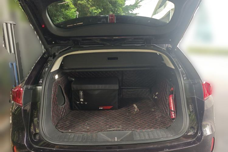 Used Wey VV7 2017 2.0T Ultra-Luxury Version Trunk