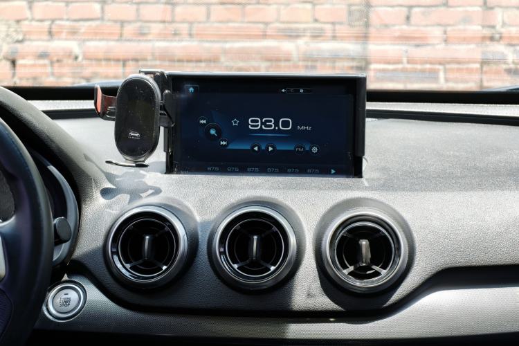 Used Wey VV7 2017 2.0T Ultra-Luxury Version Audio And AC Panel
