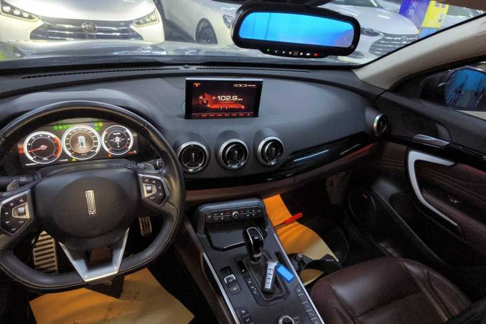 Used Wey VV7 2017 2.0T Flagship Model Audio And AC Panel