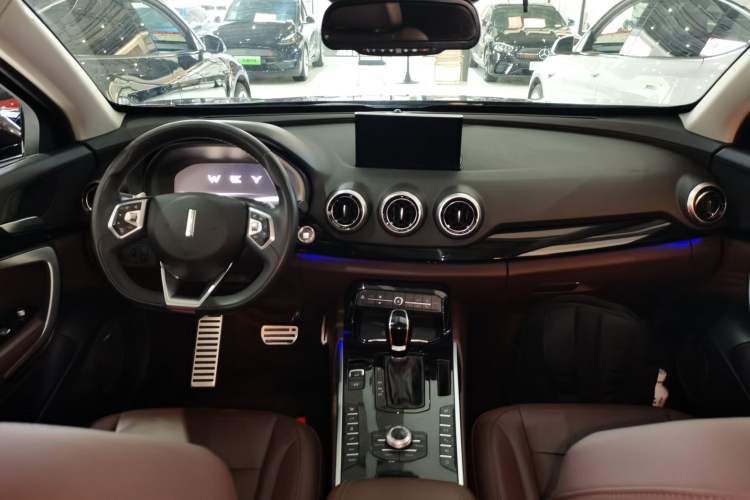Used Wey VV7 2017 2.0T Flagship Model Center Console