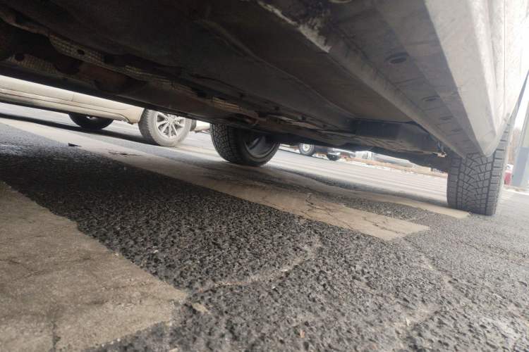 Used Wey VV7 2017 2.0T Flagship Model Chassis Front Left