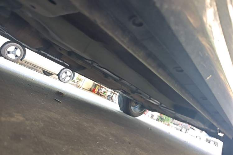 Used Wey VV7 2017 2.0T Flagship Model Chassis Front Left