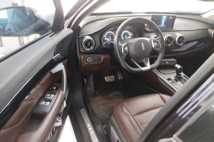 Used Wey VV7 2017 2.0T Flagship Model Driver Seat