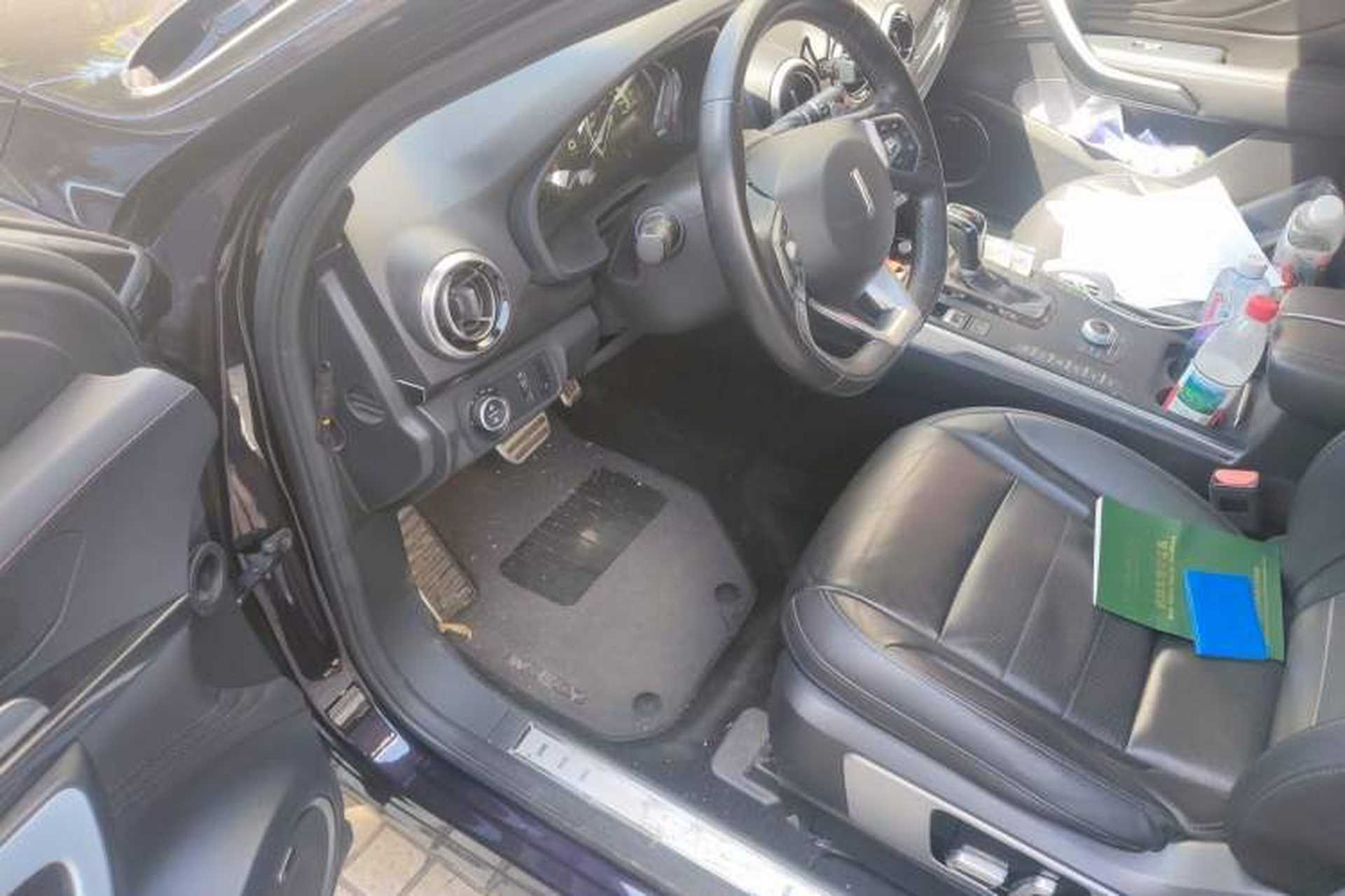 Used Wey VV7 2017 2.0T Flagship Model Driver Seat