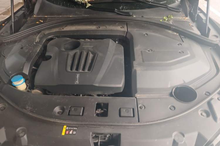 Used Wey VV7 2017 2.0T Flagship Model Engine Bay
