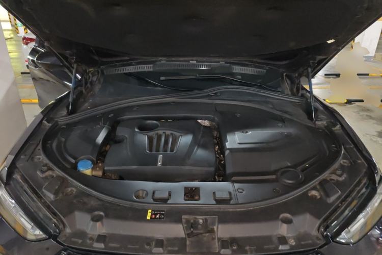 Used Wey VV7 2017 2.0T Ultra-Luxury Version Engine Bay