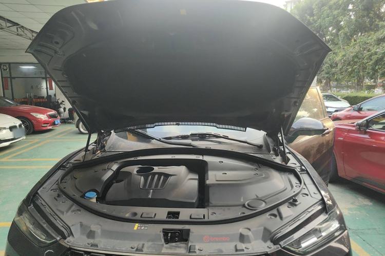 Used Wey VV7 2017 2.0T Flagship Model Engine Bay
