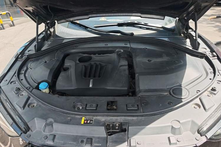 Used Wey VV7 2017 2.0T Flagship Model Engine Bay