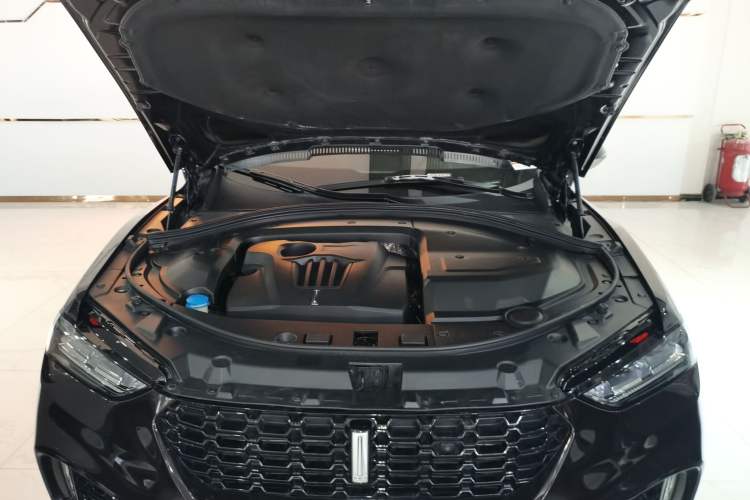 Used Wey VV7 2017 2.0T Flagship Model Engine Bay