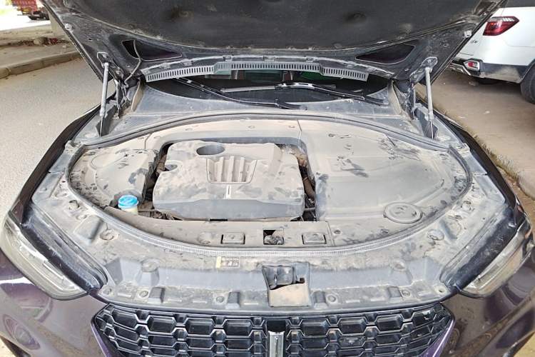Used Wey VV7 2017 2.0T Flagship Model Engine Bay
