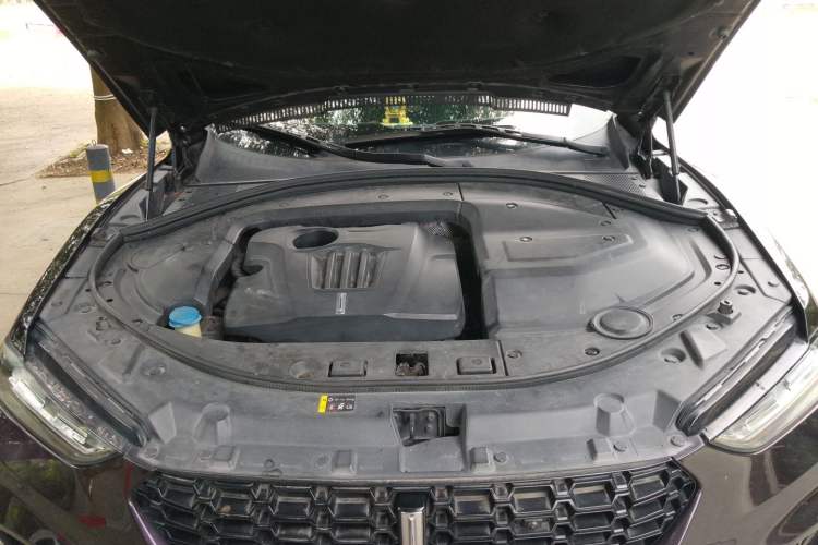 Used Wey VV7 2017 2.0T Flagship Model Engine Bay