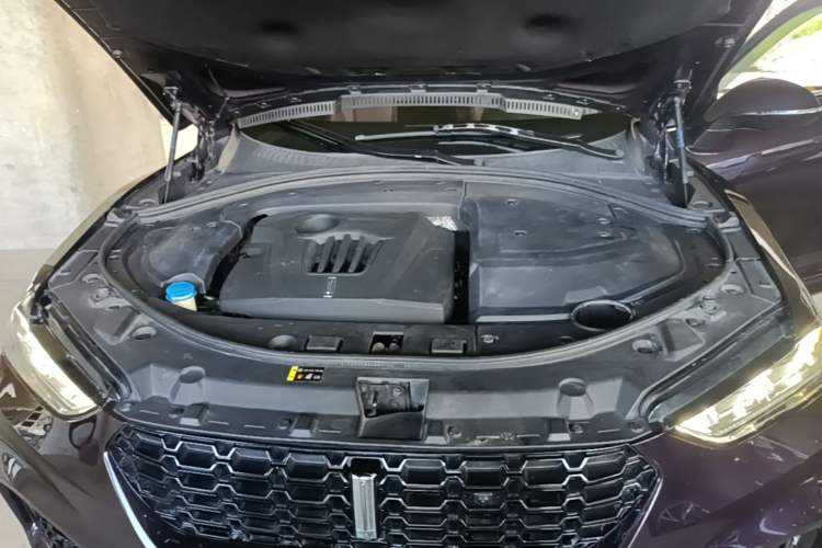 Used Wey VV7 2017 2.0T Flagship Model Engine Bay