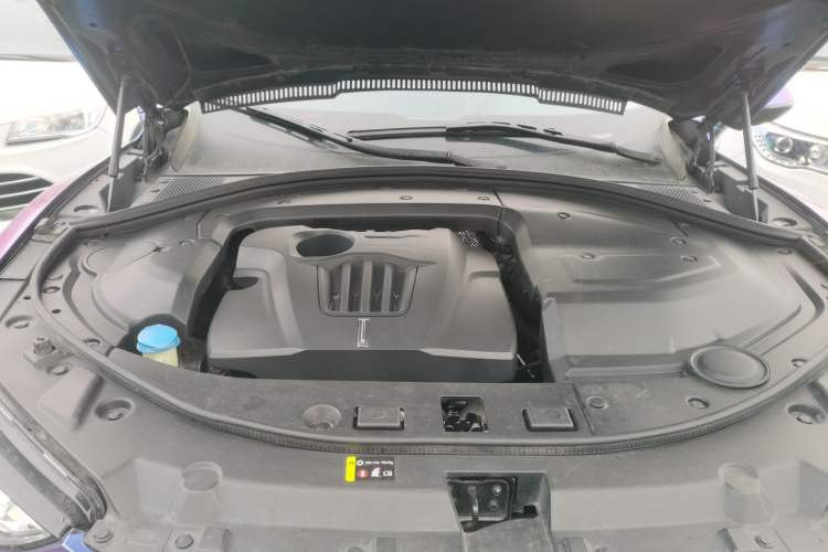 Used Wey VV7 2017 2.0T Flagship Model Engine Bay