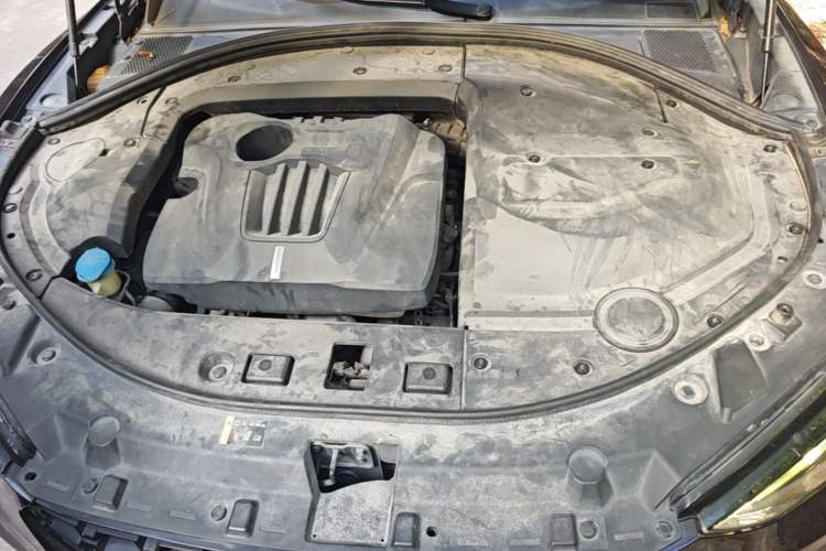 Used Wey VV7 2017 2.0T Flagship Model Engine Bay