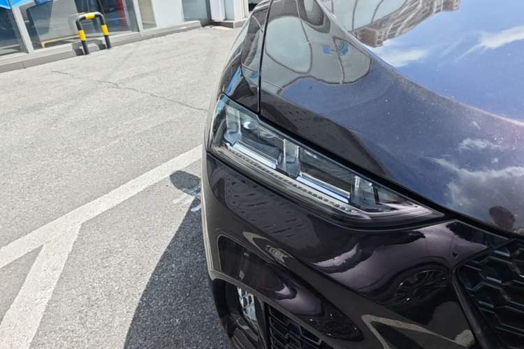 Used Wey VV7 2017 2.0T Flagship Model Exterior 3