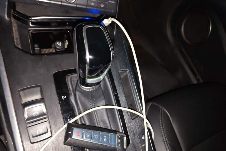 Used Wey VV7 2017 2.0T Ultra-Luxury Version Gear Lever