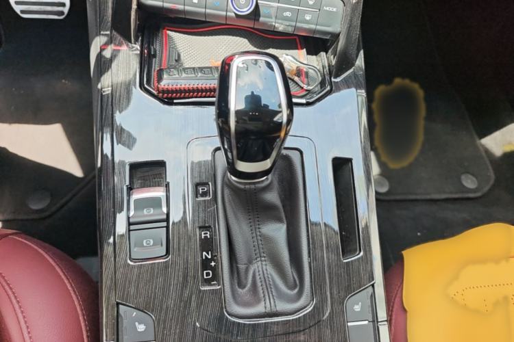 Used Wey VV7 2017 2.0T Flagship Model Gear Lever