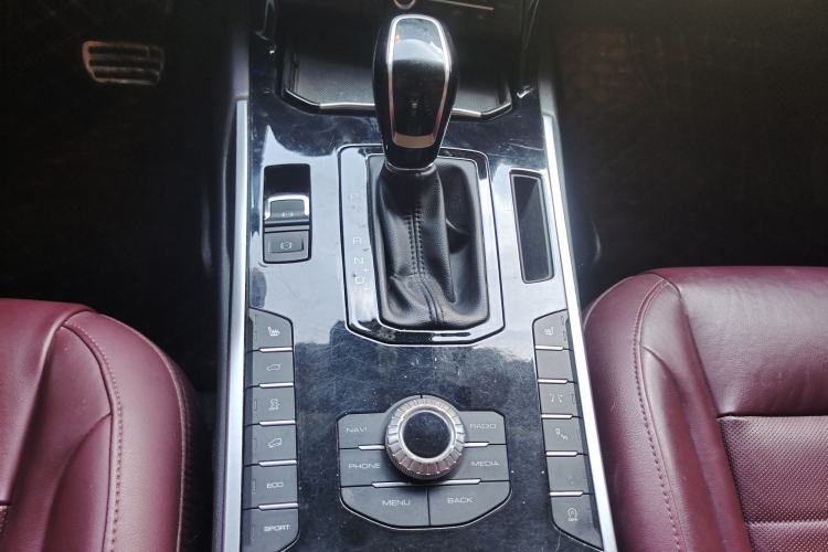 Used Wey VV7 2017 2.0T Flagship Model Gear Lever
