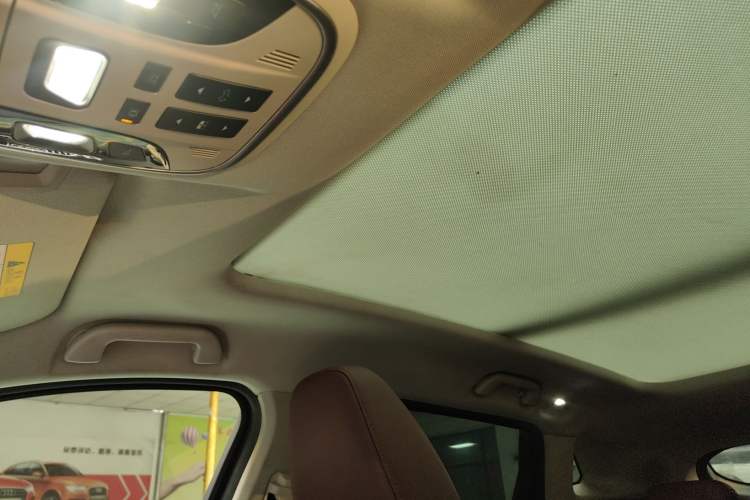 Used Wey VV7 2017 2.0T Flagship Model Headliner