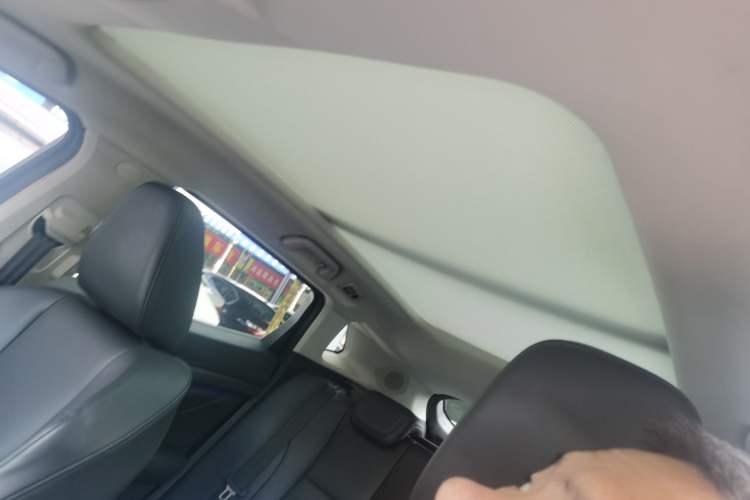 Used Wey VV7 2017 2.0T Luxury Model Headliner