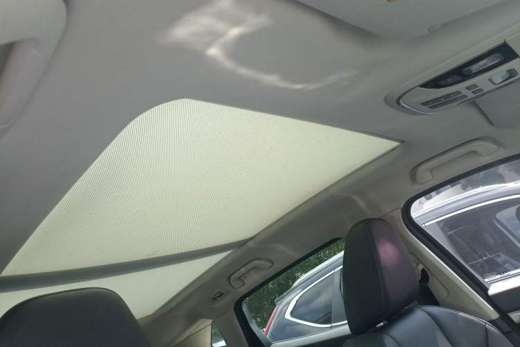 Used Wey VV7 2017 2.0T Luxury Model Headliner