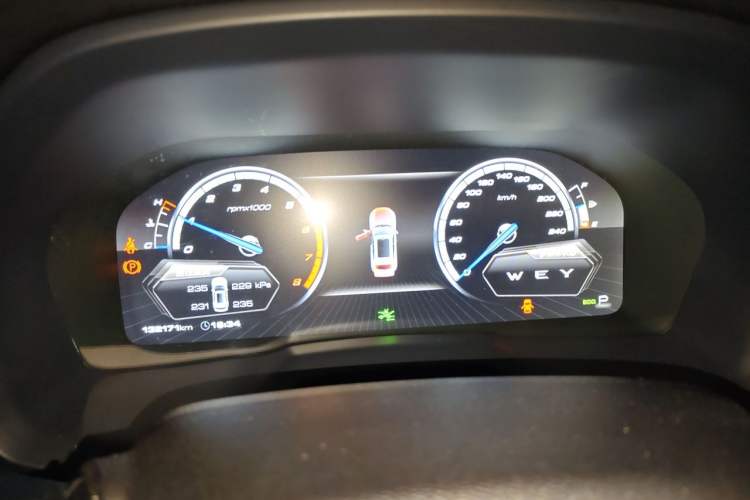 Used Wey VV7 2017 2.0T Ultra-Luxury Version Instrument Cluster