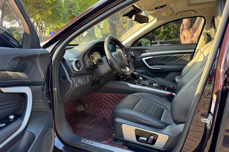 Used Wey VV7 2017 2.0T Luxury Model Interior 2