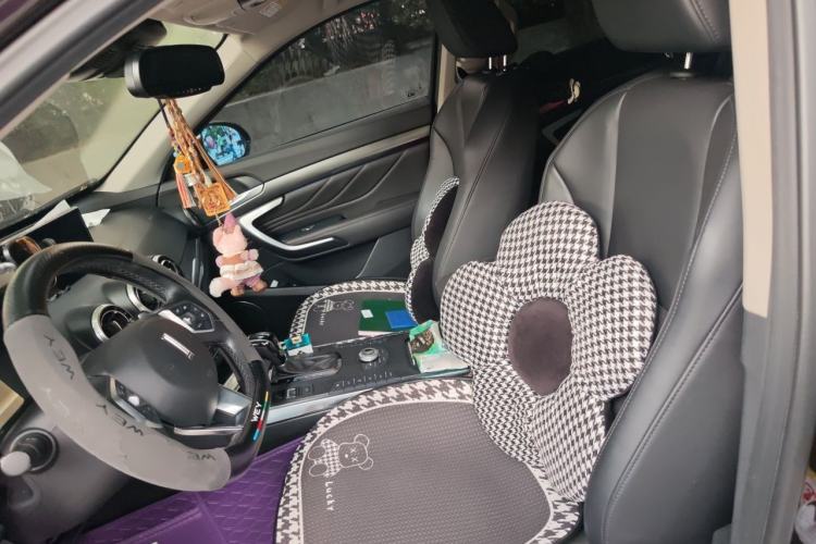 Used Wey VV7 2017 2.0T Flagship Model Left Front Seat