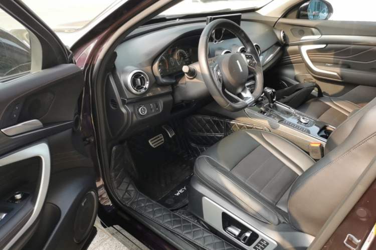 Used Wey VV7 2017 2.0T Flagship Model Left Front Seat
